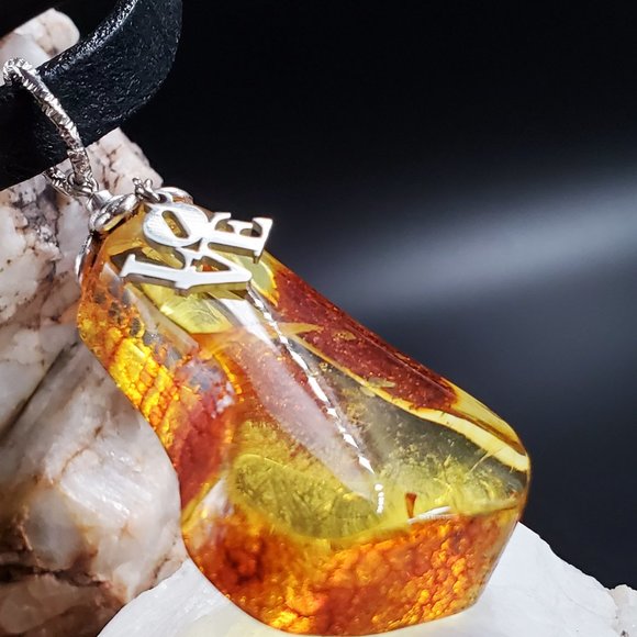 Amber Jewelry Large Genuine Amber LOVE Pendant Leather Necklace Designer Choker - Picture 5 of 9
